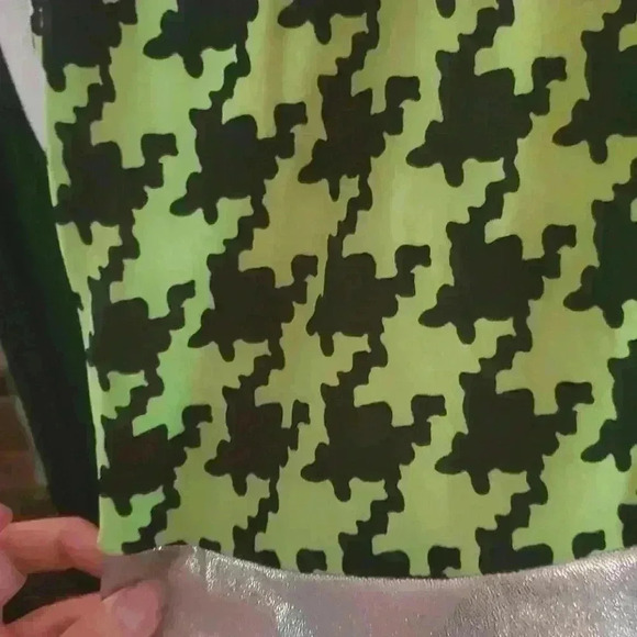 Lime houndstooth print dance costume. - Picture 3 of 4